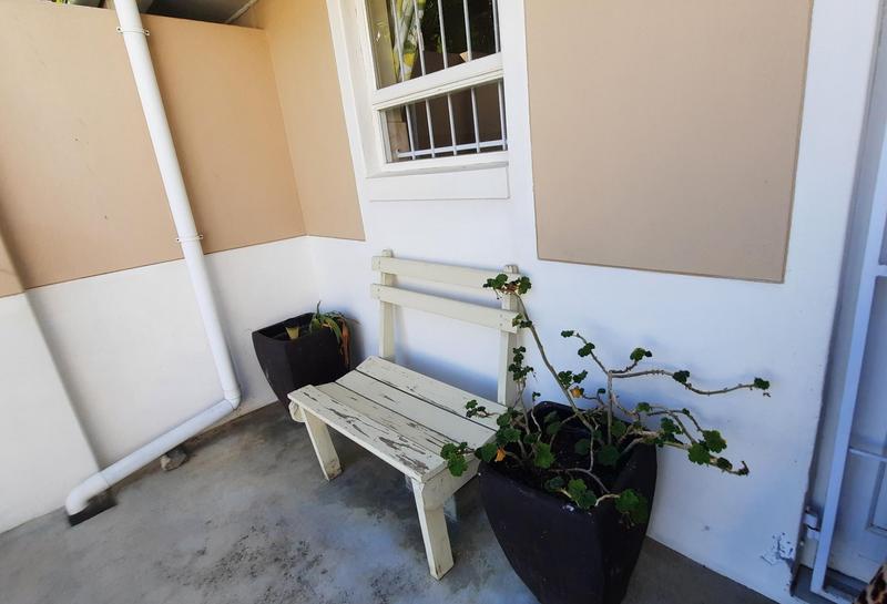 2 Bedroom Property for Sale in Gordons Bay Western Cape